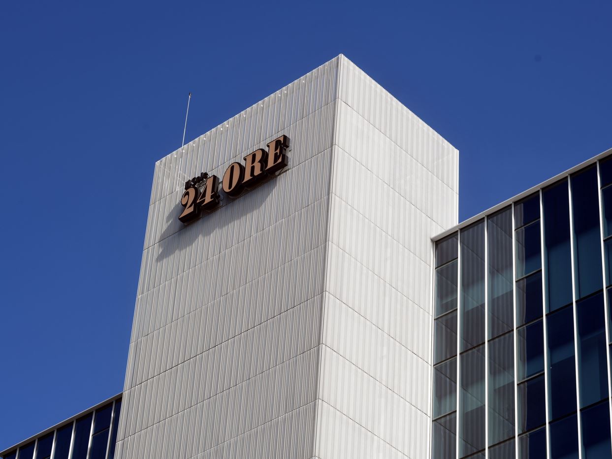 Zenit conquista Il Sole 24 Ore, via libera al delisting dopo l’OPA totalitaria