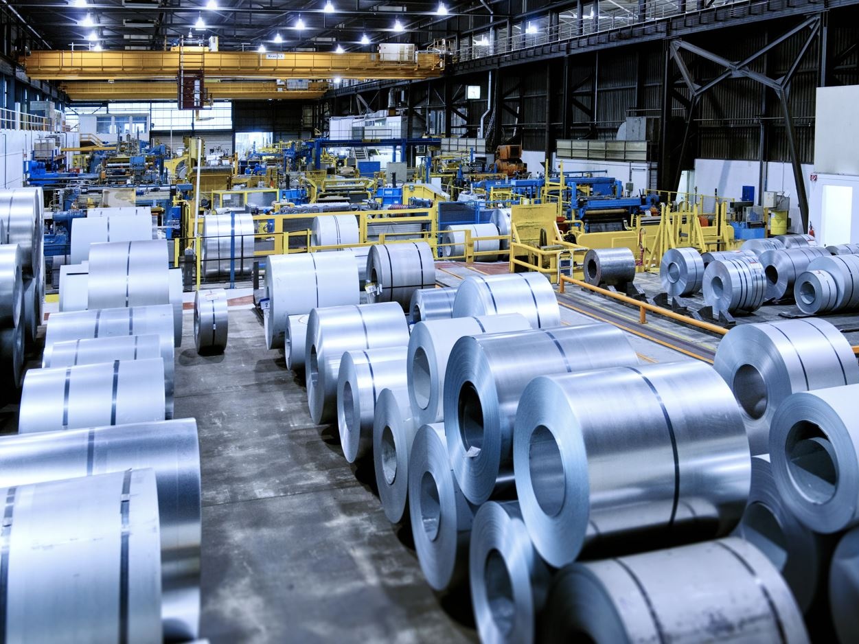 Germania, Thyssenkrupp annuncia migliaia di licenziamenti. Il sindacato: Non negoziamo