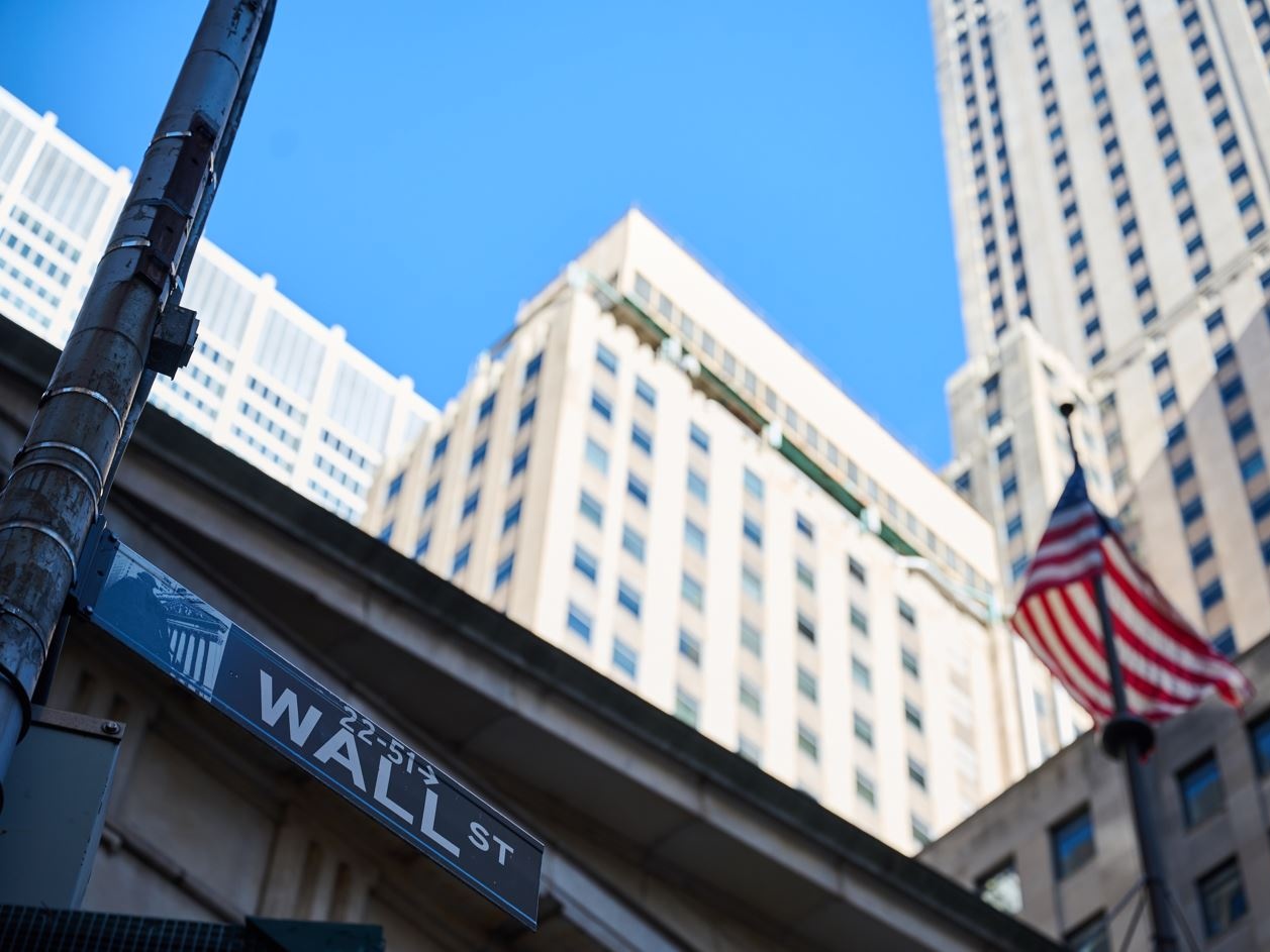 Borse: il primo forte rallentamento di Wall Street dopo le presidenziali condiziona i mercati asiatici