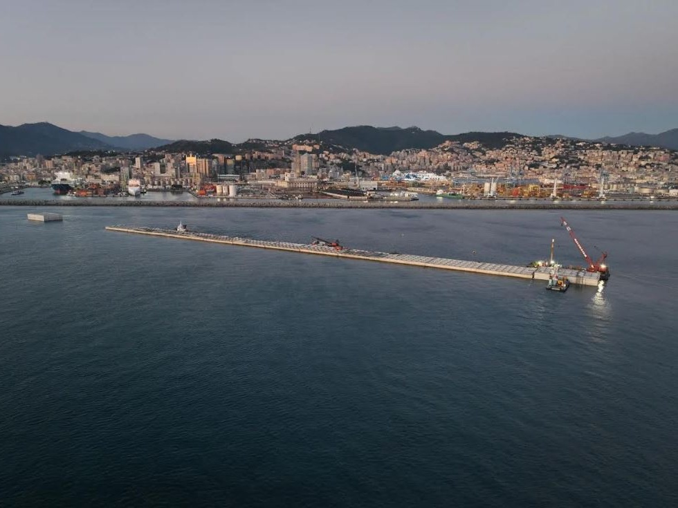 Webuild procede sulla nuova diga foranea di Genova: varato il 14° cassone