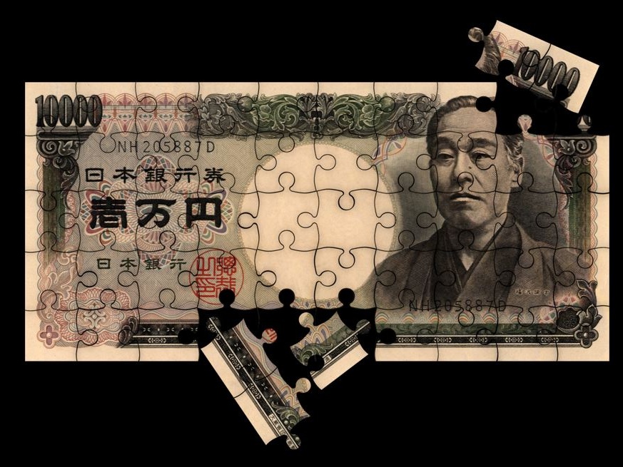 Lo yen ancora sotto pressione, al minimo da cinque mesi