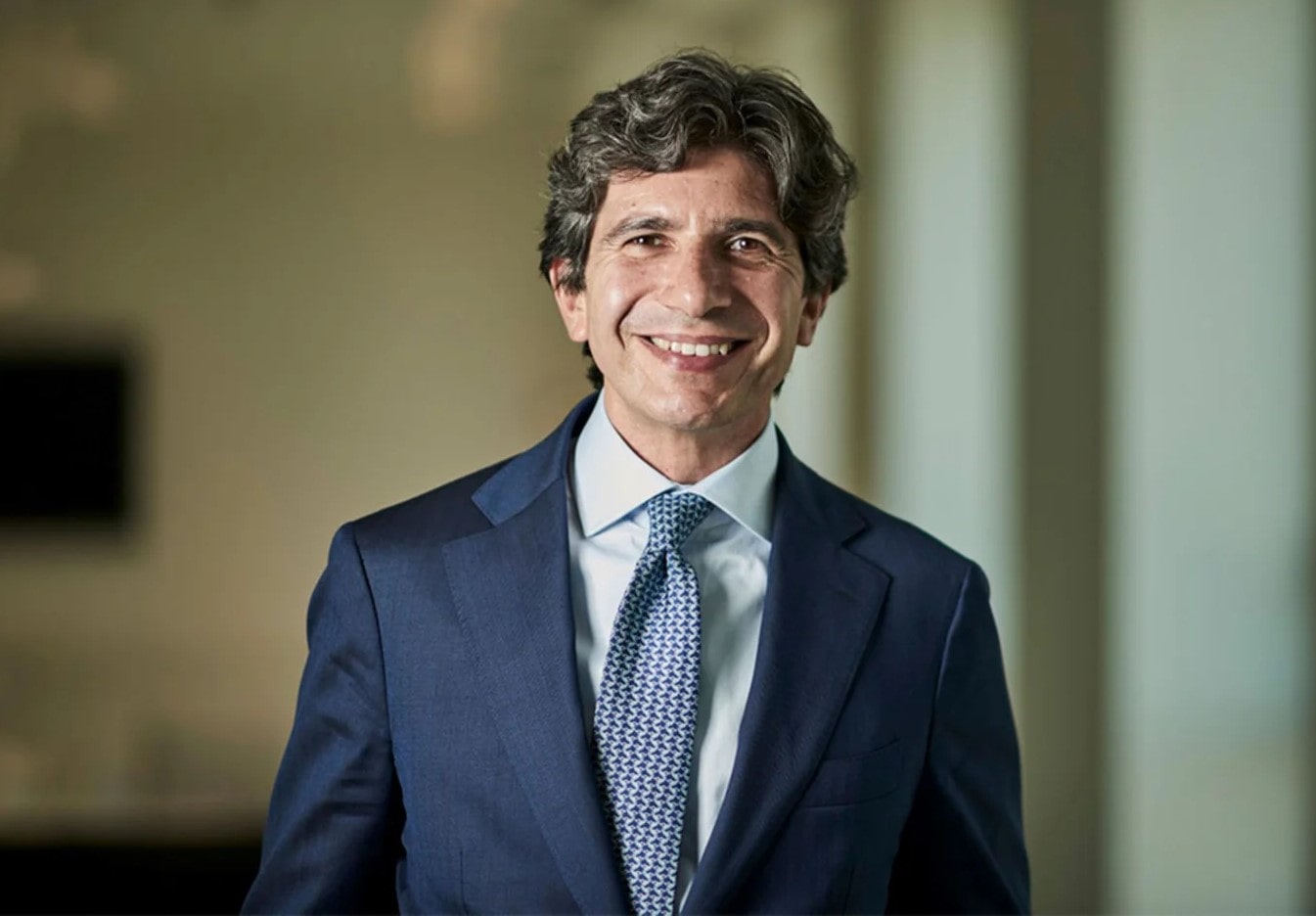 EY: l’Italia cresce con passo misurato, dazi sotto controllo e sfida competitività tra innovazione e mercati emergenti