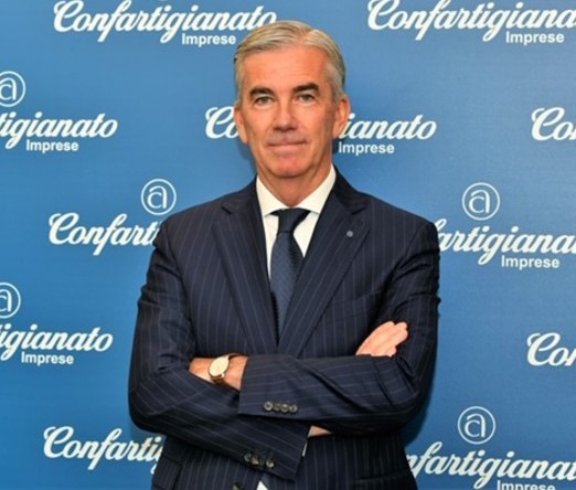 Attesa per decisioni BCE. In calo (-2,3%) gli investimenti delle imprese, rischi per la doppia transizione