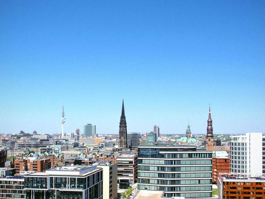 Germania: l'autrice di bestsellers Alexandra Fröhlich assassinata ad Amburgo