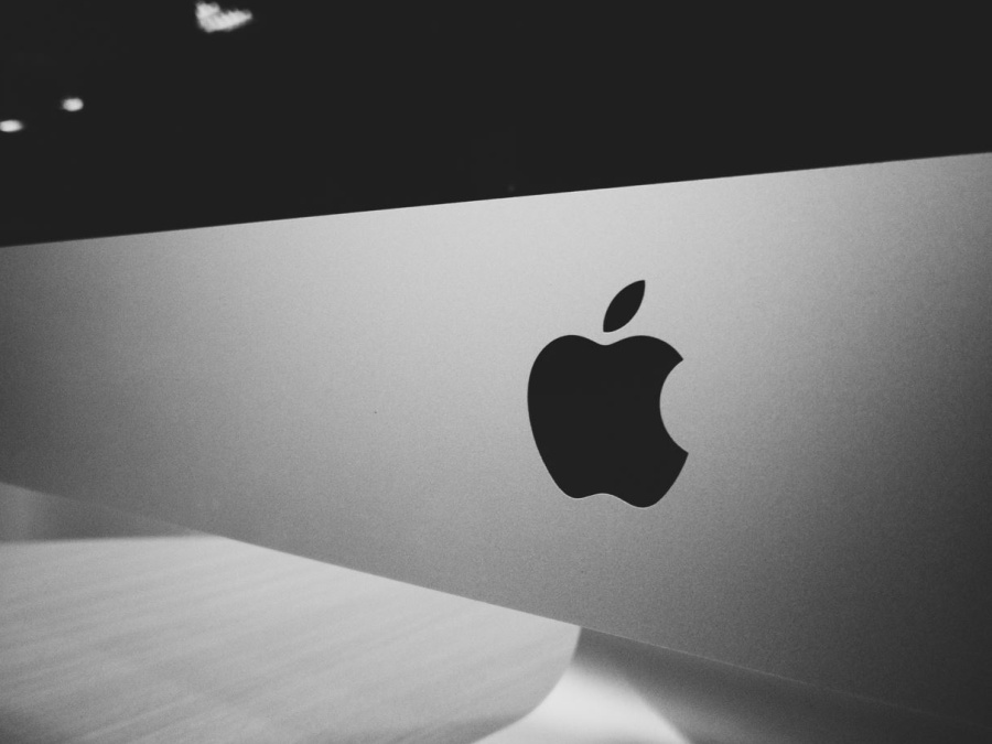 Gli utili di Apple oltre le aspettative, il fatturato aumentato del 16%