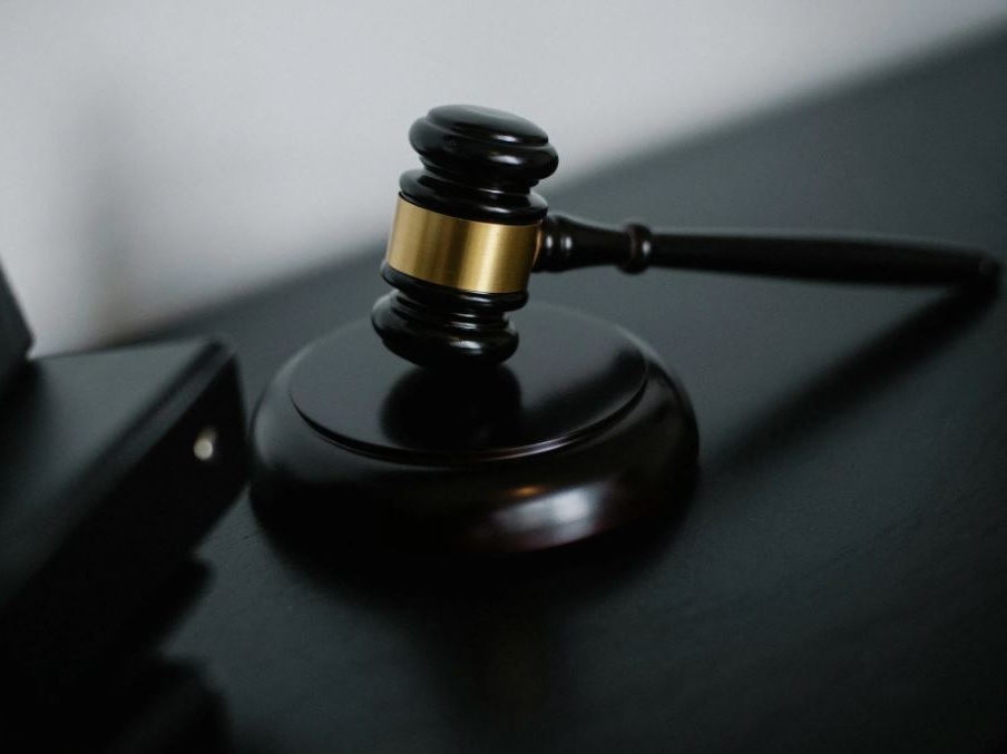 ​Dipinto di Marlene Dumas venduto all'asta per 13,6 milioni di dollari: è record per un'artista vivente