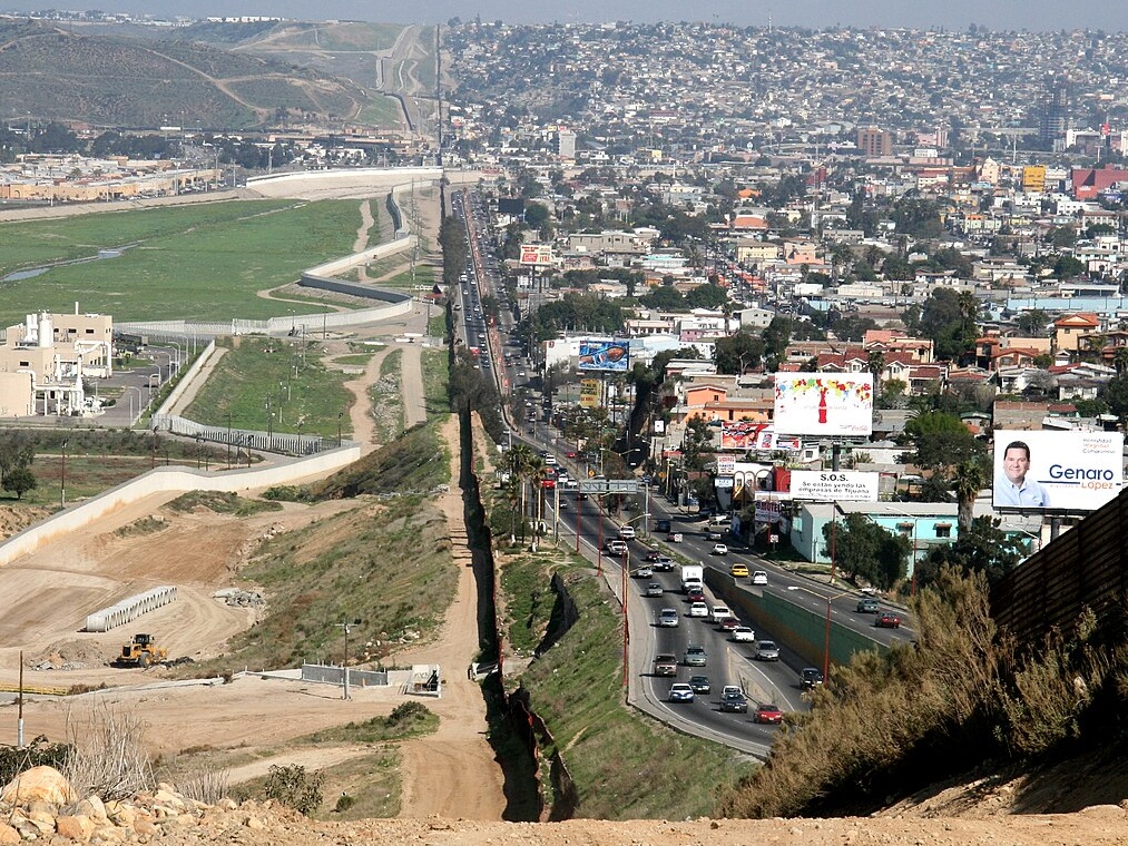 Migranti: la Guardia nazionale americana già schierata al confine con il Messico
