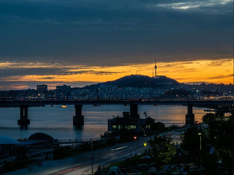 Corea del Sud: i giganti dell'industria promettono investimenti massicci nell'economia nazionale