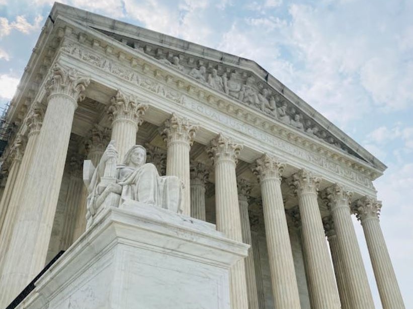 Usa, la Corte suprema priva la Sec di uno strumento vitale contro le frodi