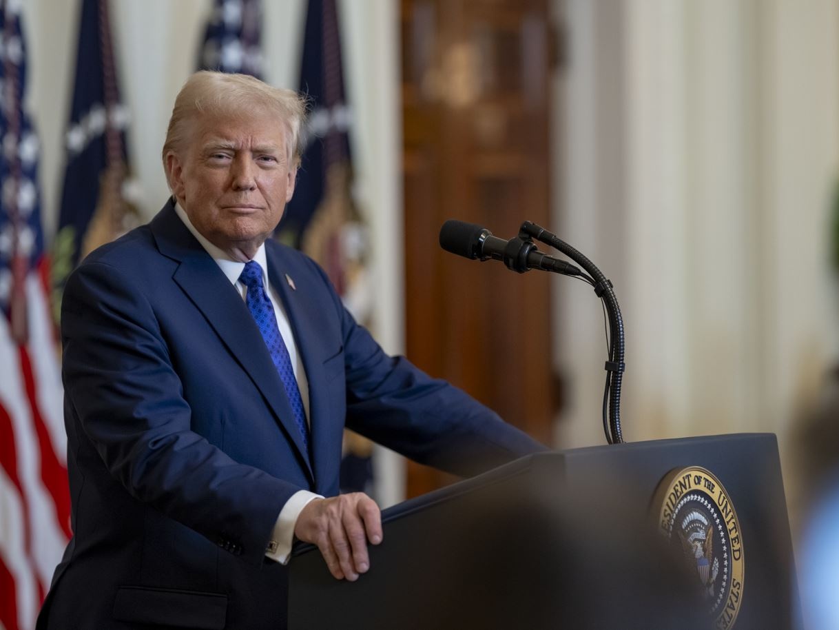 Intervista a tutto campo di Trump: come sempre, minaccia, blandisce, annuncia