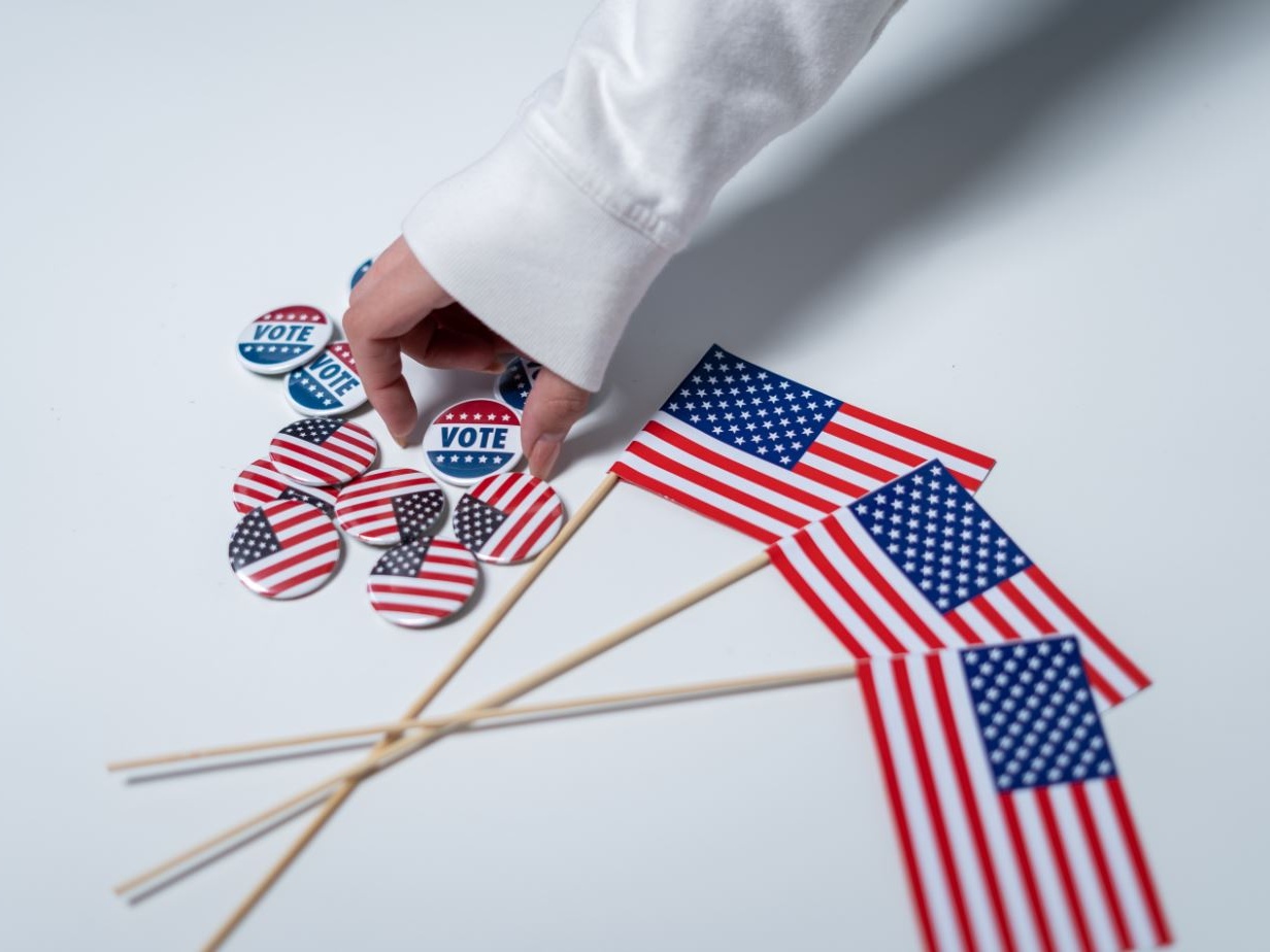 Presidenziali americane: due candidati e due diverse visioni, l'America va al voto divisa