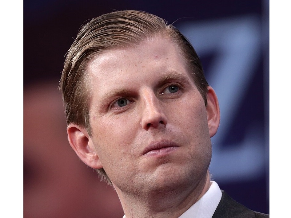 Piccoli tycoon crescono: Eric Trump dispensa consigli alle banche