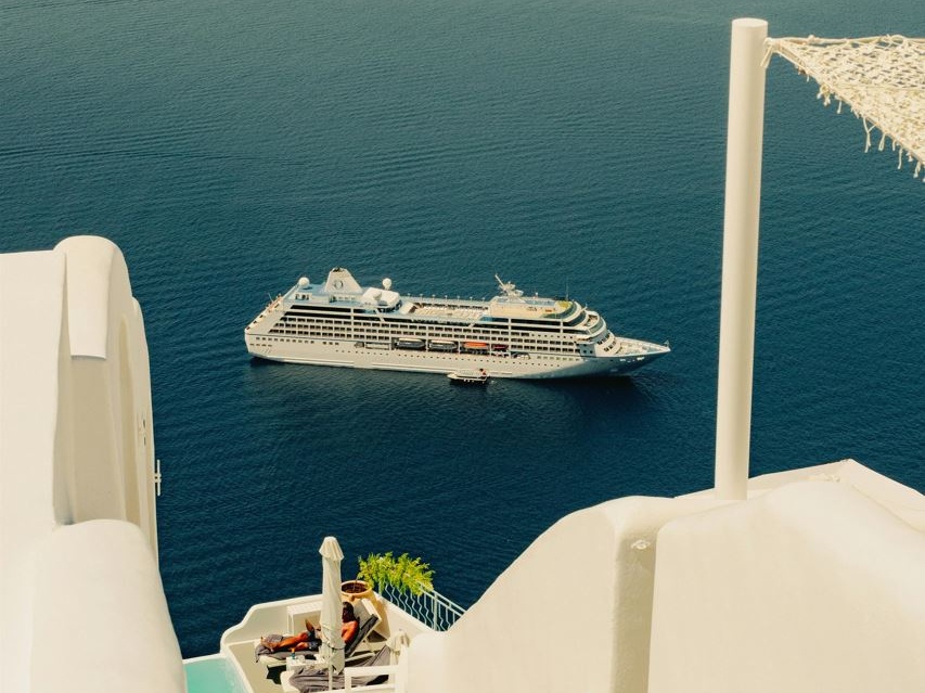 Grecia, al via la tassa per i crocieristi diretti alle isole: attesi 50 milioni di euro l’anno