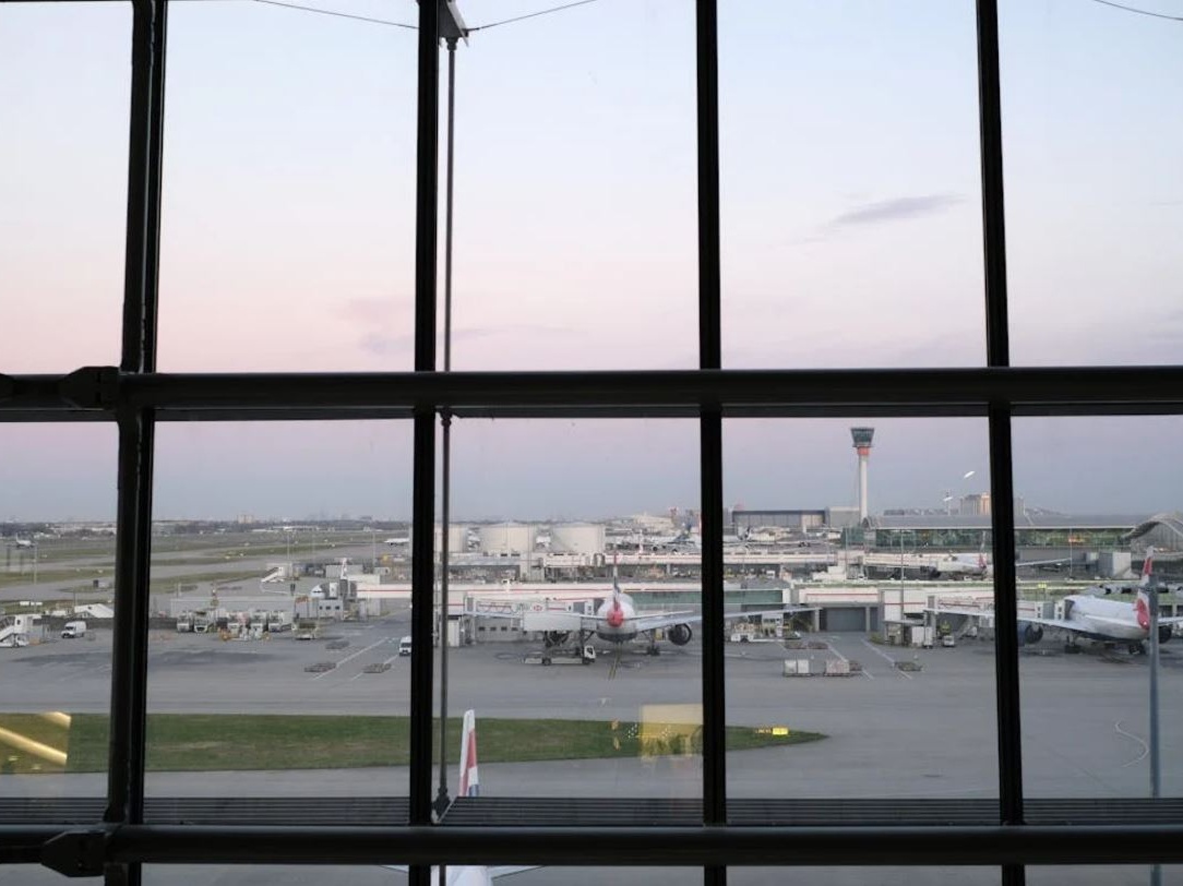 Dal governo britannico luce verde all'ampliamento dell'aeroporto di Heathrow