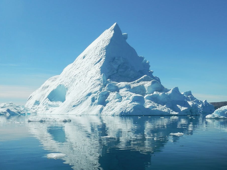 Iceberg gigante in rotta di collisione nel sud dell'Atlantico, ecosistema a rischio