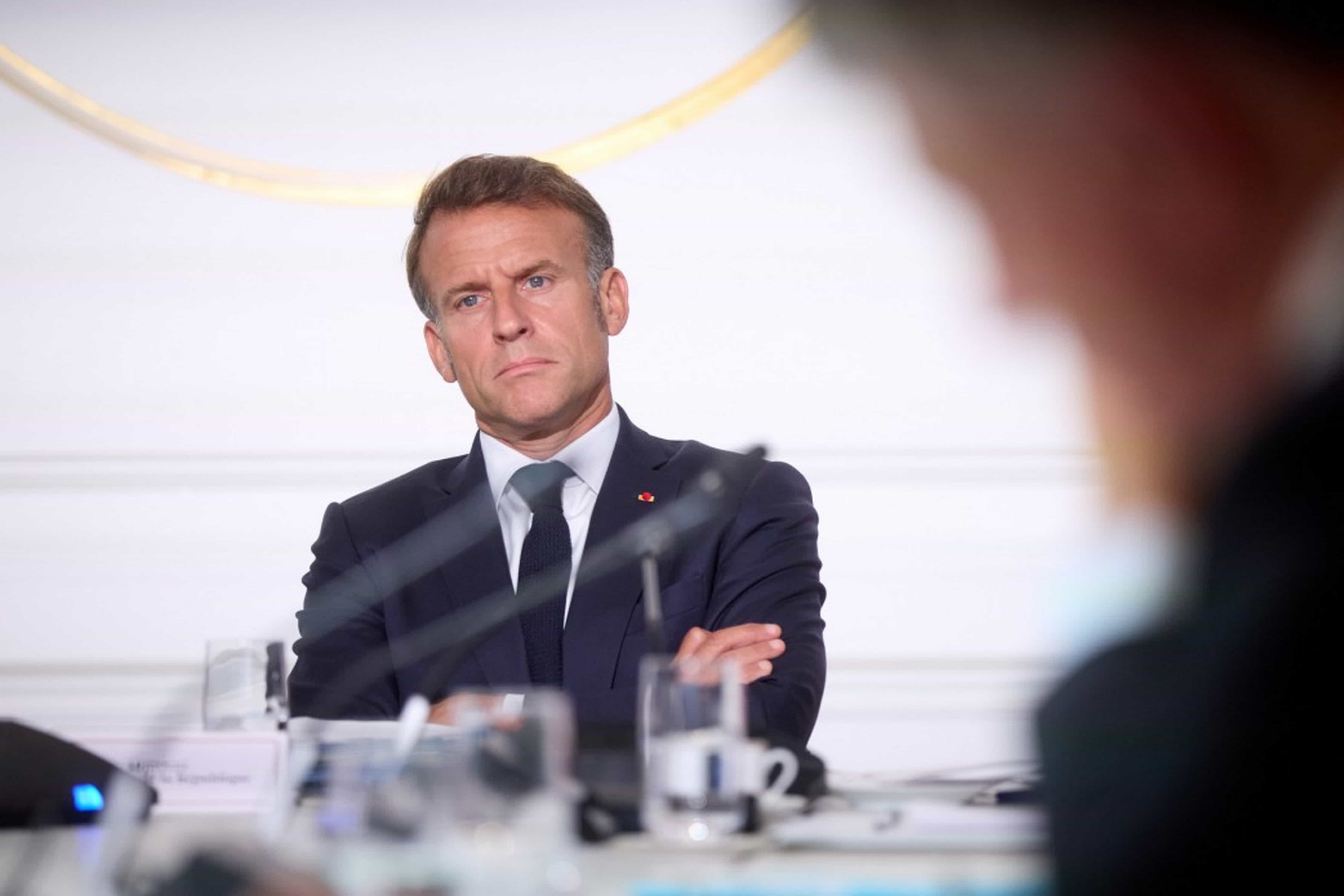 Caos Francia. I costi di finanziamenti superano quelli italiani