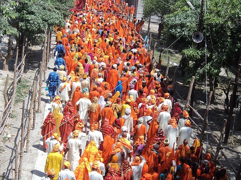 Un ponte tra cielo e terra: la sacra rinascita al Kumbh Mela