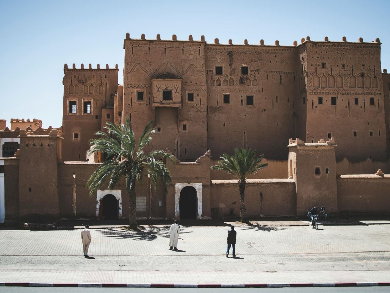 La siccità uccide il bestiame: il re del Marocco invita la sua gente a non sacrificare pecore per l'Eid