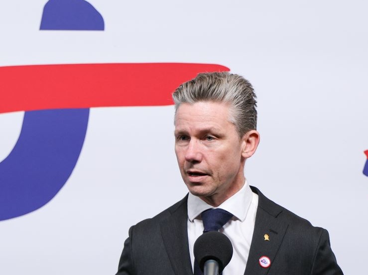 La Svezia investe 450 milioni per rafforzare l’artiglieria attraverso accordi record con Rheinmetall e Nammo