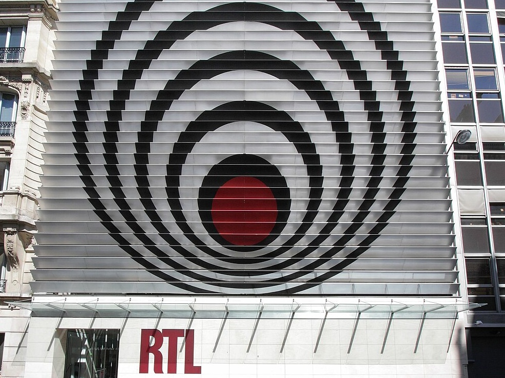 Francia: si dimette giornalista criticato per avere paragonato le stragi in Algeria a quelle naziste