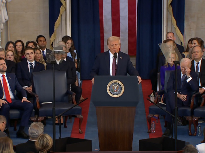 L'America si interroga se sia normale che Trump inviti ad acquistare azioni prima di sospendere i dazi