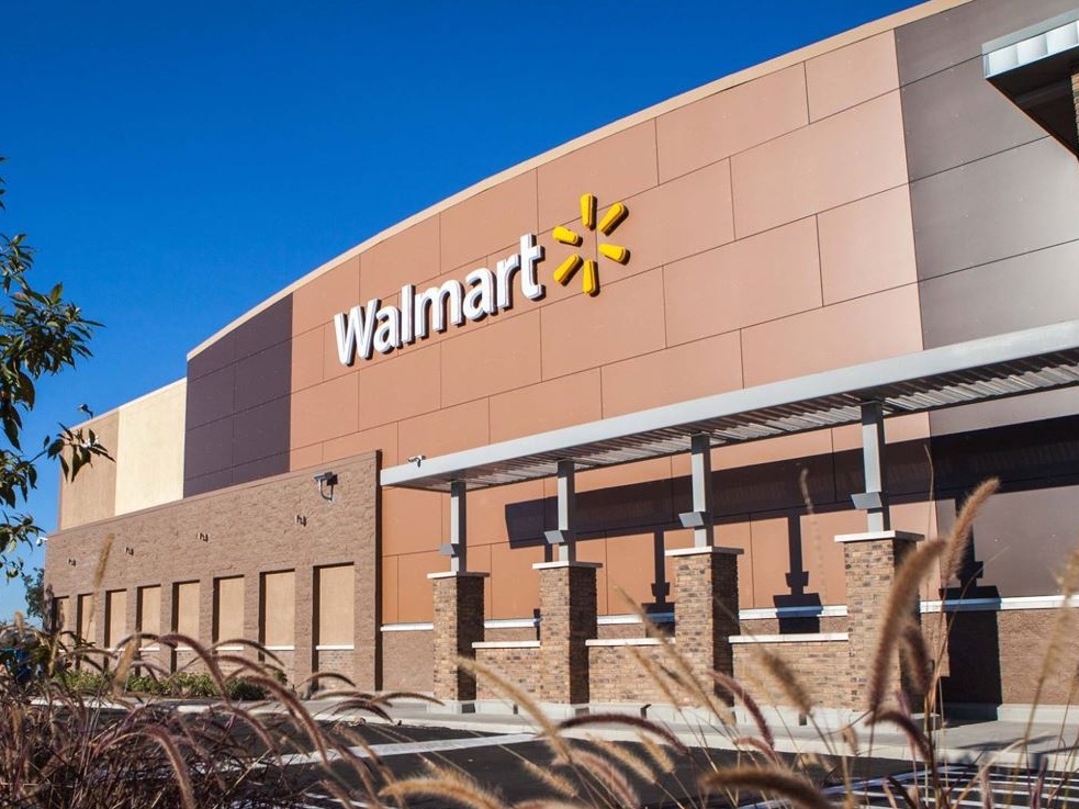 Usa, Walmart cambia rotta: addio alle politiche DEI