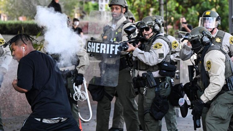 Usa. Retata di migranti clandestini in stabilimento Hyundai: centinaia di arresti