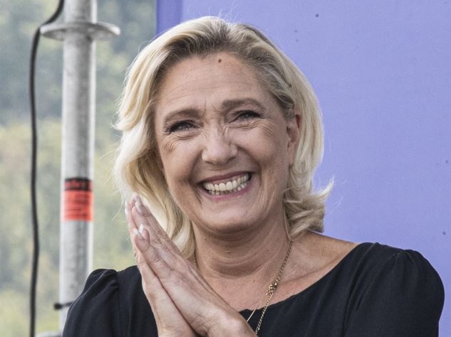 Francia, Marine Le Pen mette la parola fine al governo Barnier