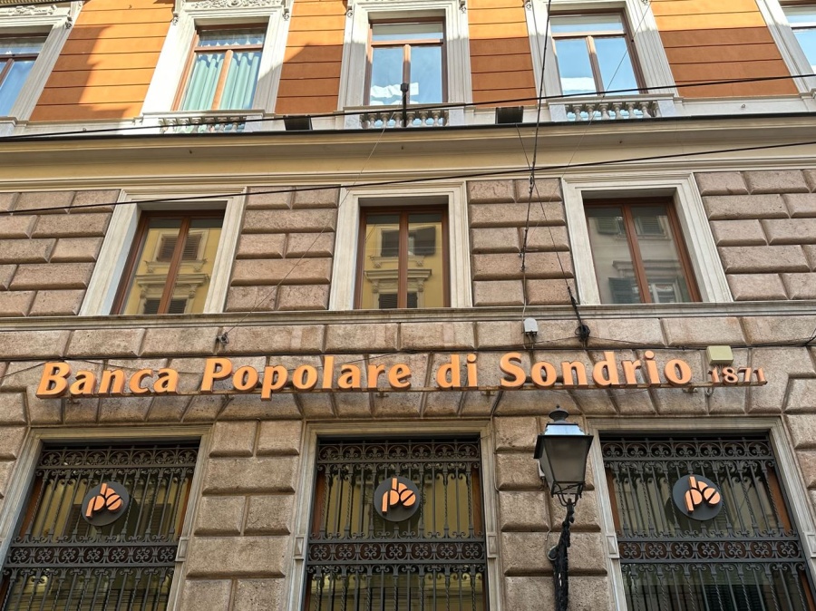 Banca Popolare di Sondrio premiata per l'innovazione nell'AI: un modello per il futuro del credito