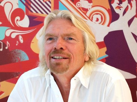 Allarme Superintelligenza: appello globale per fermare la corsa all’IA che supera l’uomo