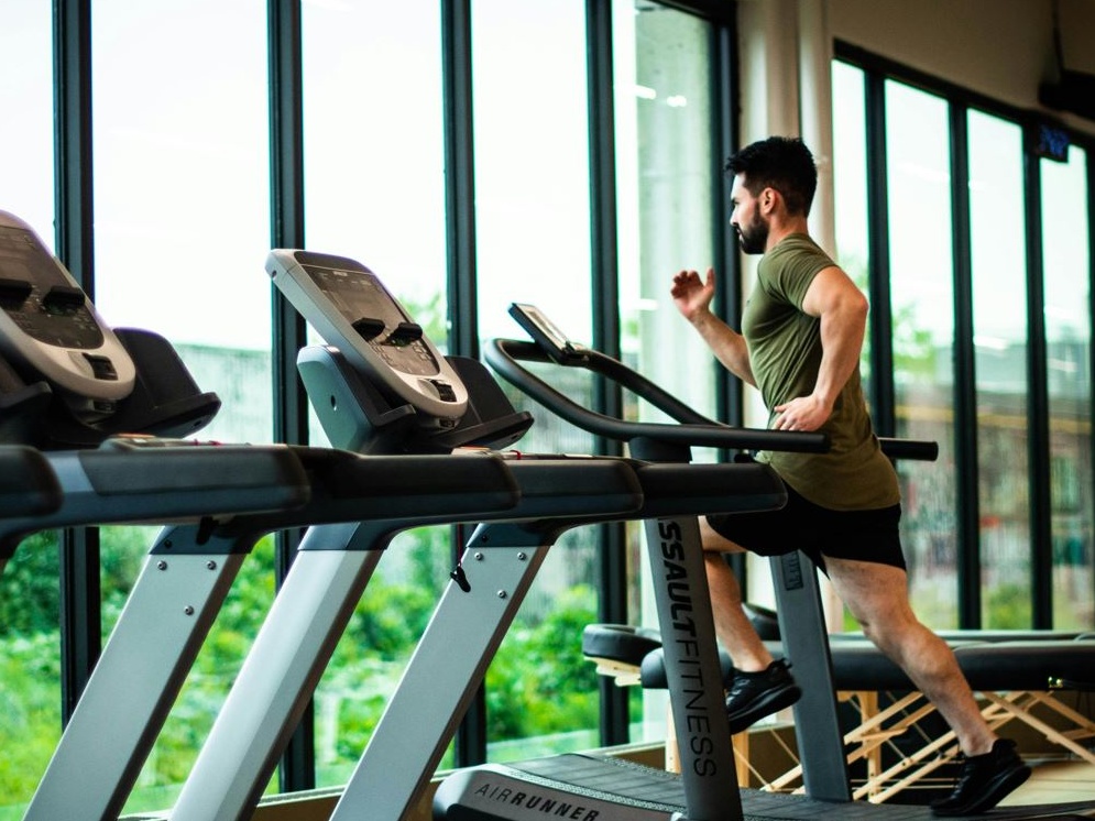 Allenamento 4.0: l’IA plasma il fitness su misura