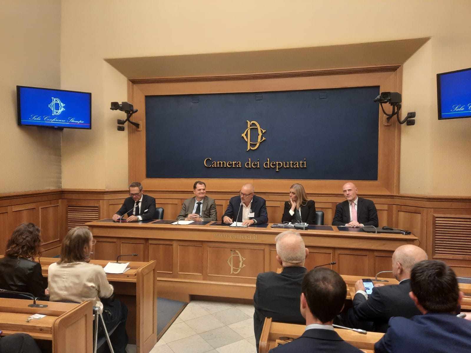 AI e cybercrime, in Italia il 40% degli attacchi è già guidato dall’intelligenza artificiale