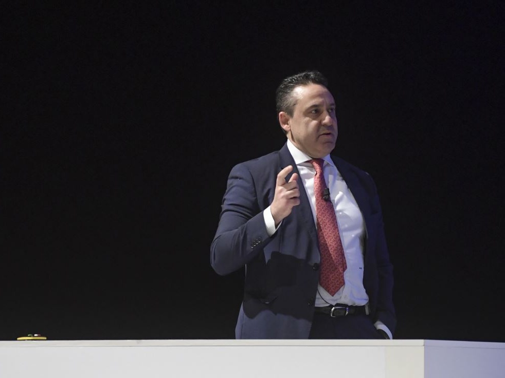 L’IA spinge la consulenza finanziaria, fino a 100 miliardi di raccolta aggiuntiva in 5 anni