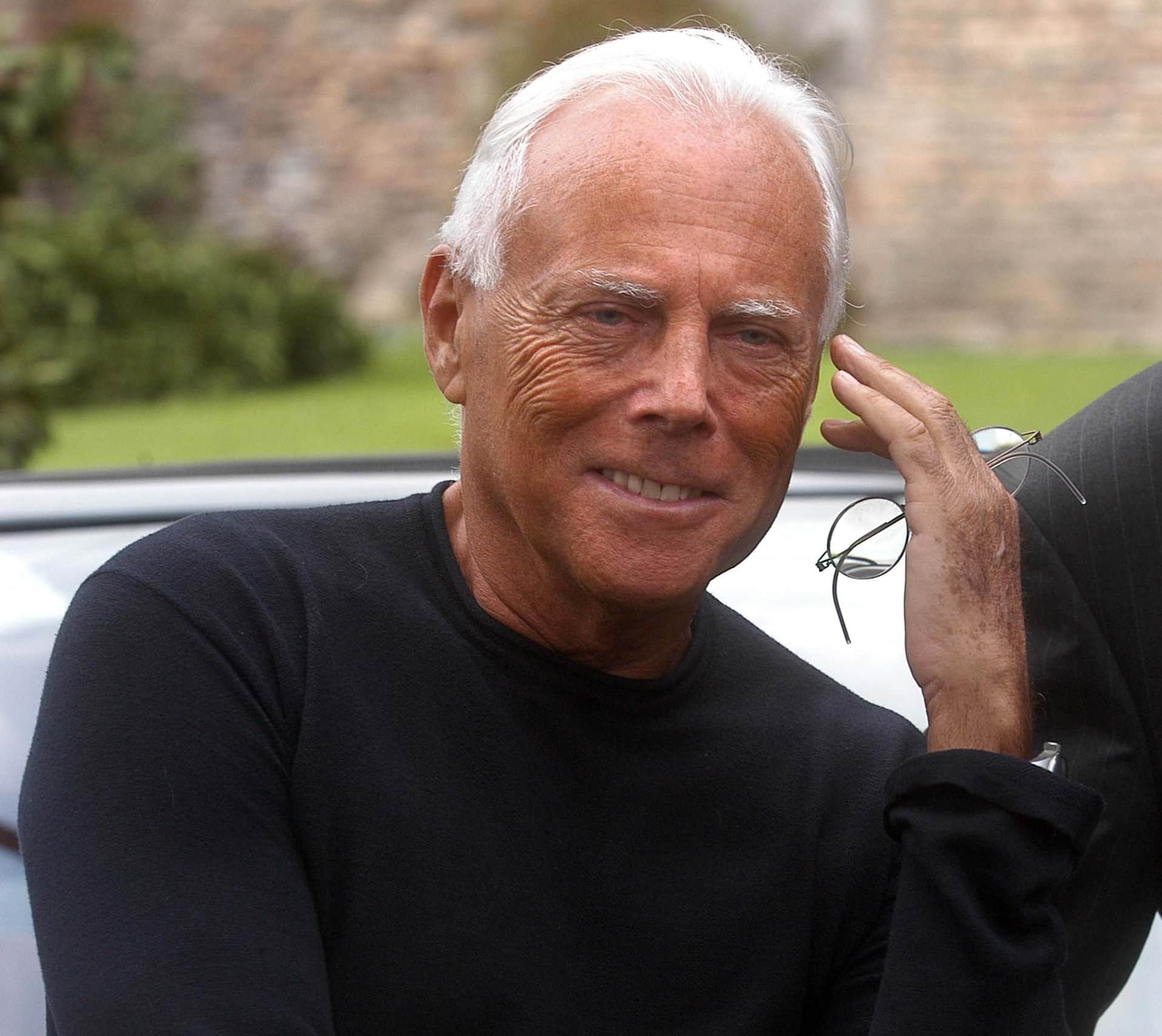 Giorgio Armani: “Il Maestro del minimalismo che ha rivoluzionato la moda“