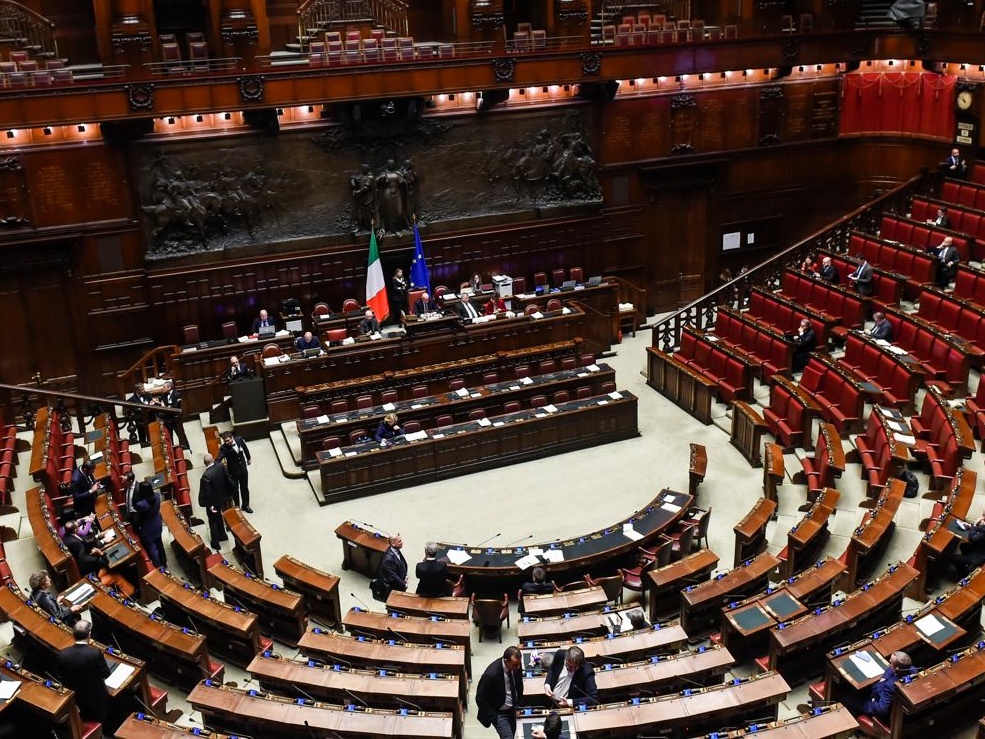 Manovra alla stretta finale: pensioni, flat tax e iper-ammortamento. Ecco cosa cambia dopo il voto sugli Odg