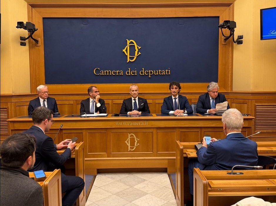 Assistenza sanitaria agli italiani all’estero, alla Camera illustrata la proposta Di Giuseppe