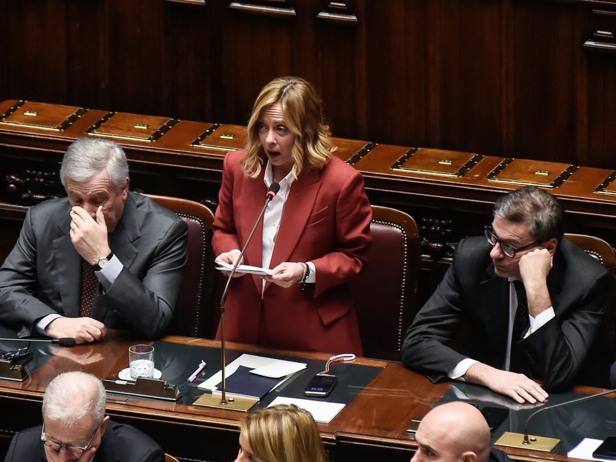 Osservatorio politico - Giorgia Meloni, alla Camera, traccia un bilancio in positivo dell'azione del governo