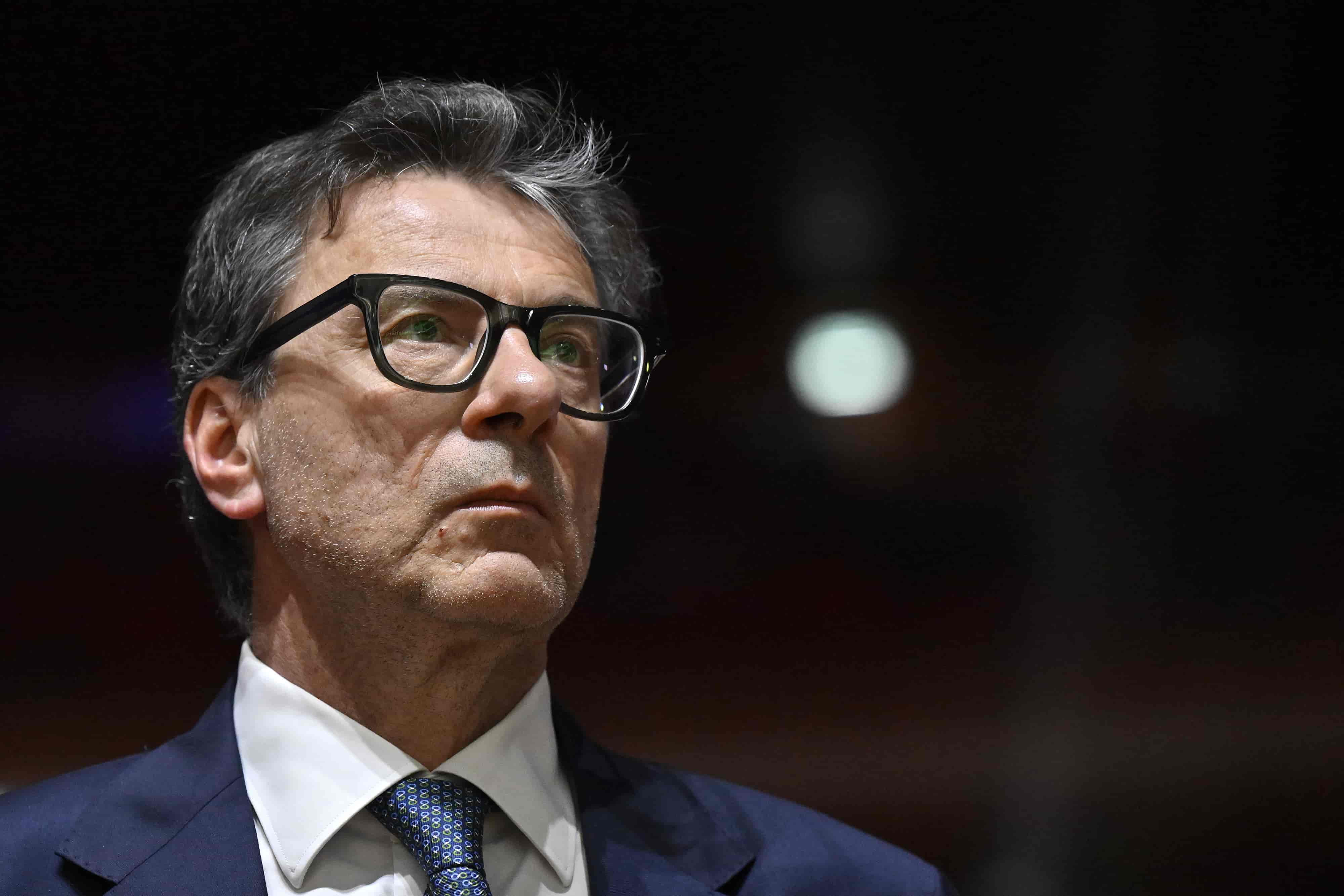 Giorgetti: Il timone lo manovro io. Tra Copenaghen e Milano, la rotta è usare il tesoretto per uscire dal deficit