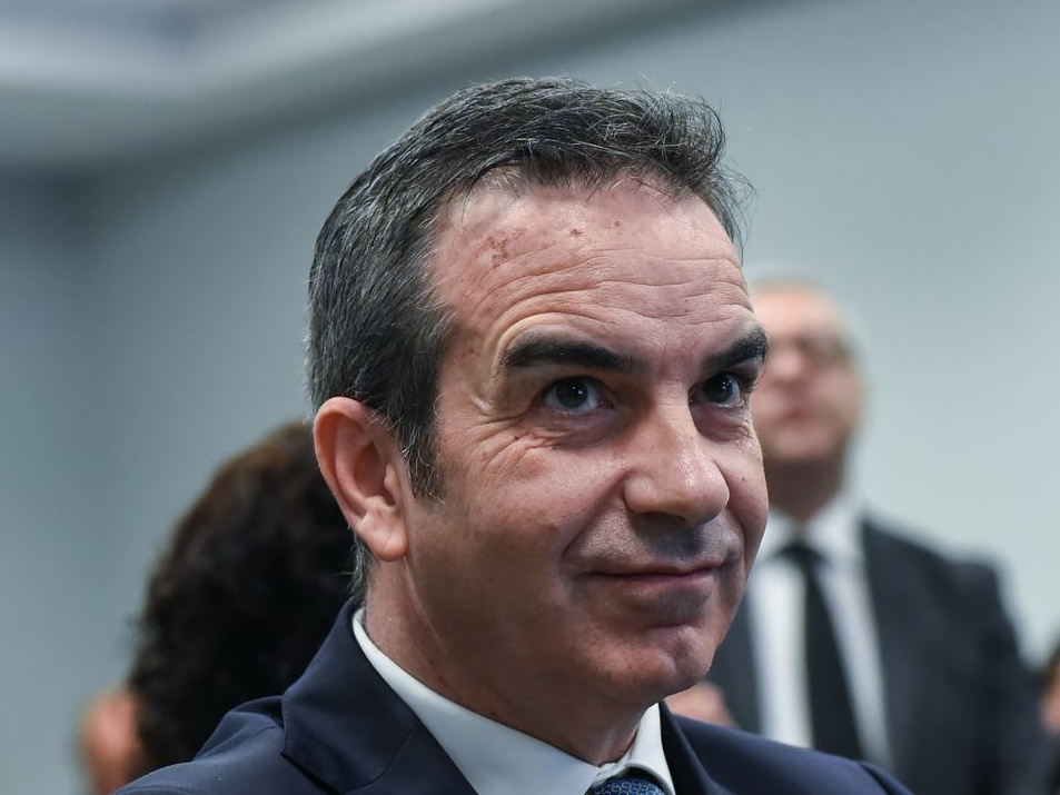 Calabria, Occhiuto si dimette e si ricandida: la politica che non smette di sorprendere