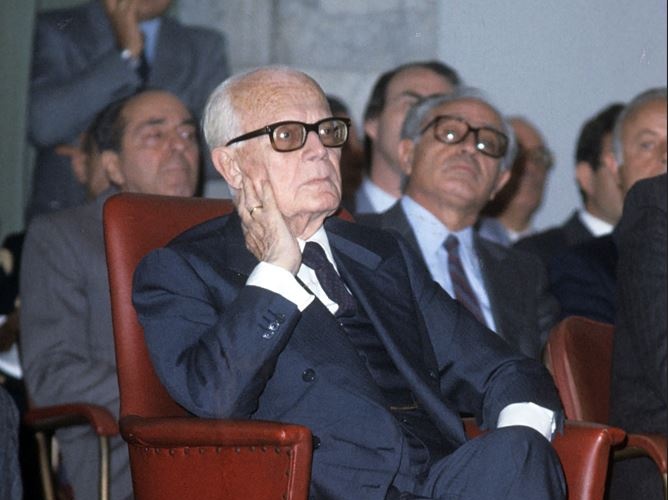 Quel no a Pertini non è questione di politica. È questione di gratitudine