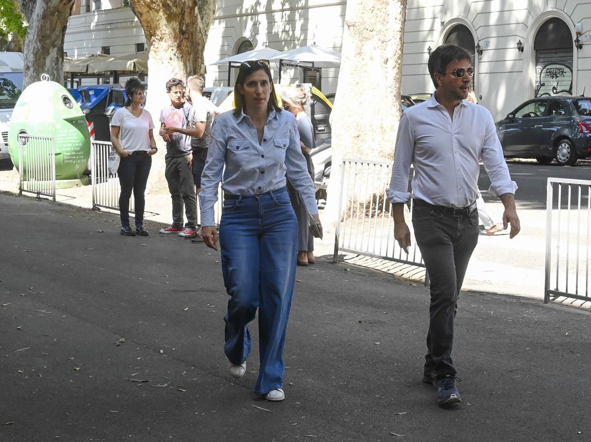 Referendum, nel Pd parte la caccia grossa: nel mirino Elly Schlein