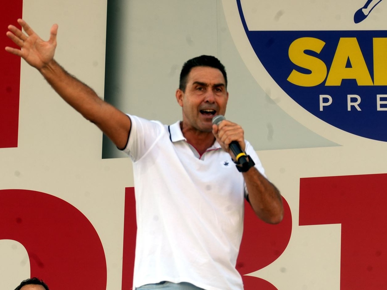 Vannacci, che riscrive la storia del fascismo, è un problema per Lega e Governo