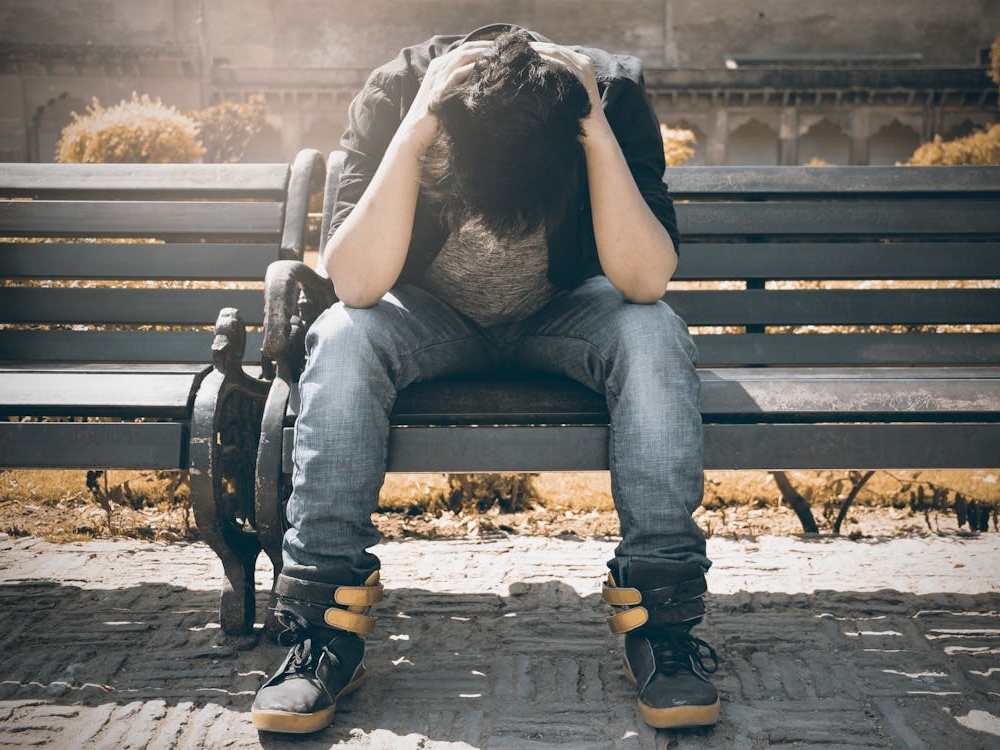 Allarme salute USA: generazioni future a rischio tra obesità e crisi mentale