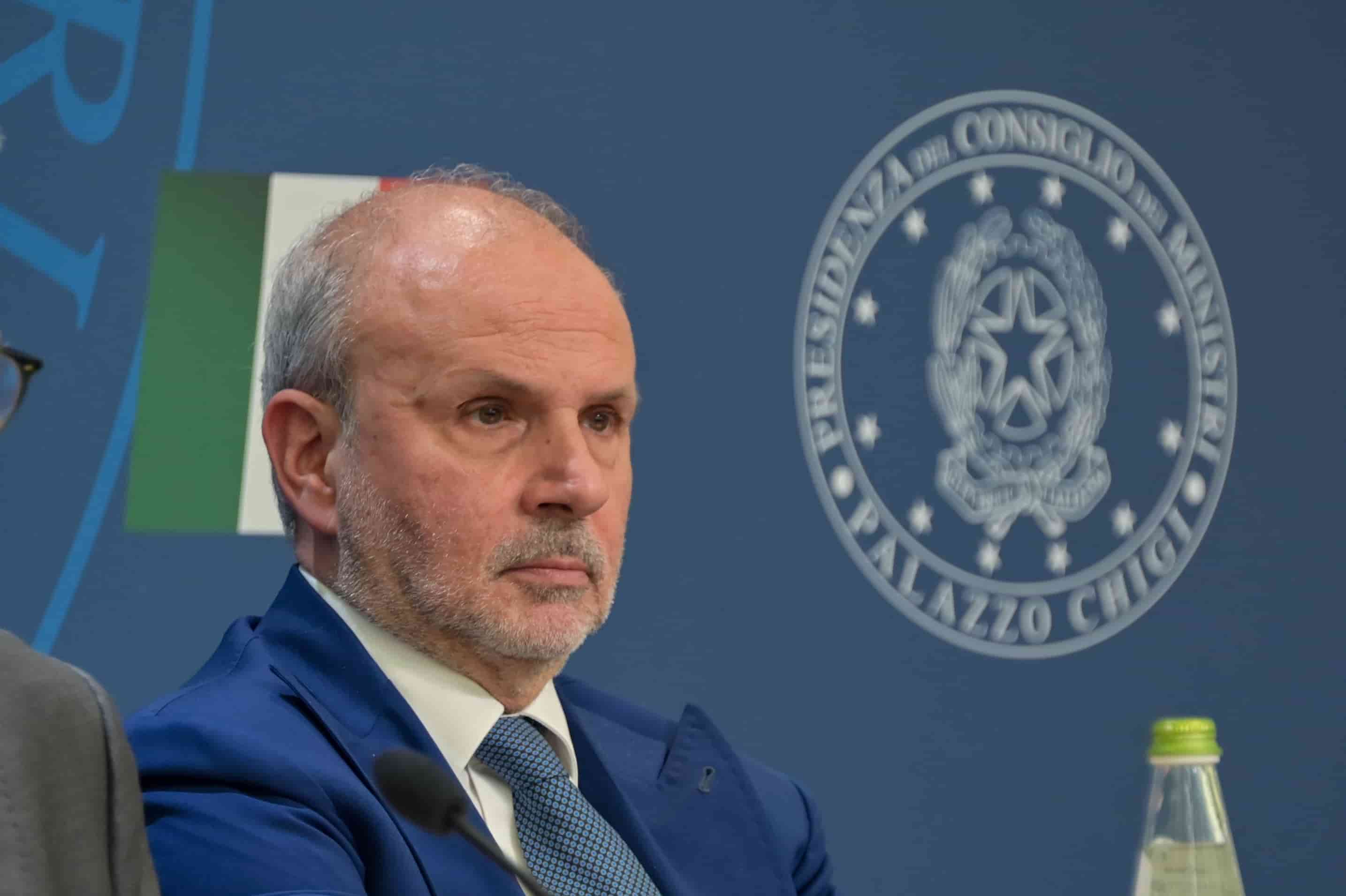 Rilancio della sanità: via libera alla riforma che premia competenze e carriera