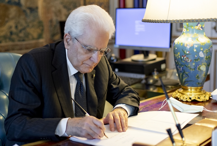 Convegno AIDAF: Mattarella, Le aziende familiari sono l'asset strategico e morale del paese
