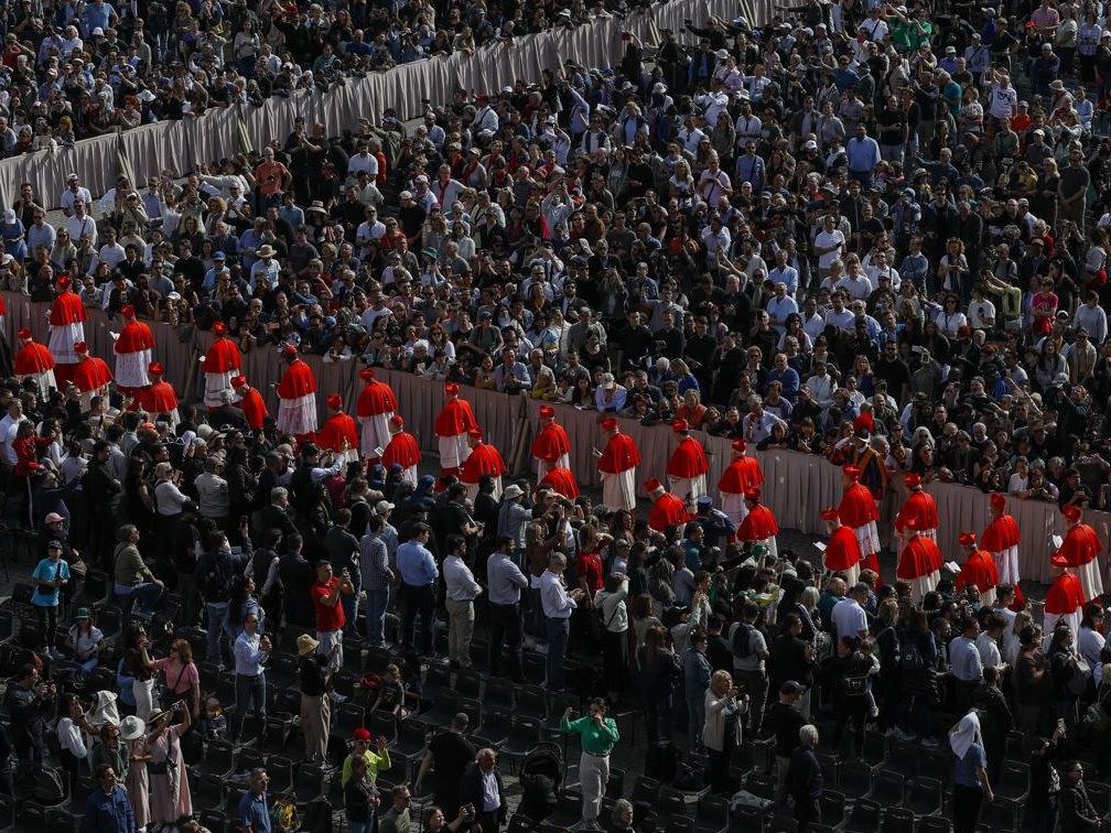 “Ubi cardinales, ibi risus”: dietro le (umanissime) quinte del pre Conclave