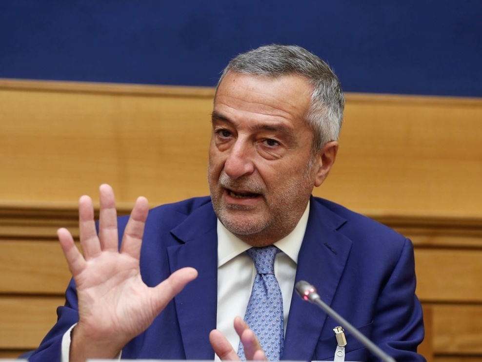 Sanità, Italia fanalino di coda in Europa: nel 2024 spesa pubblica al 6,3% del PIL