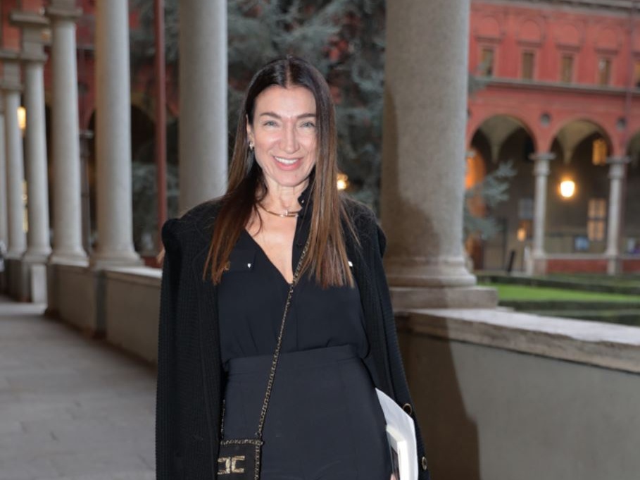 Il lunedì della stilista: cappuccino sì; croissant pure; “ciclista investito” anche...