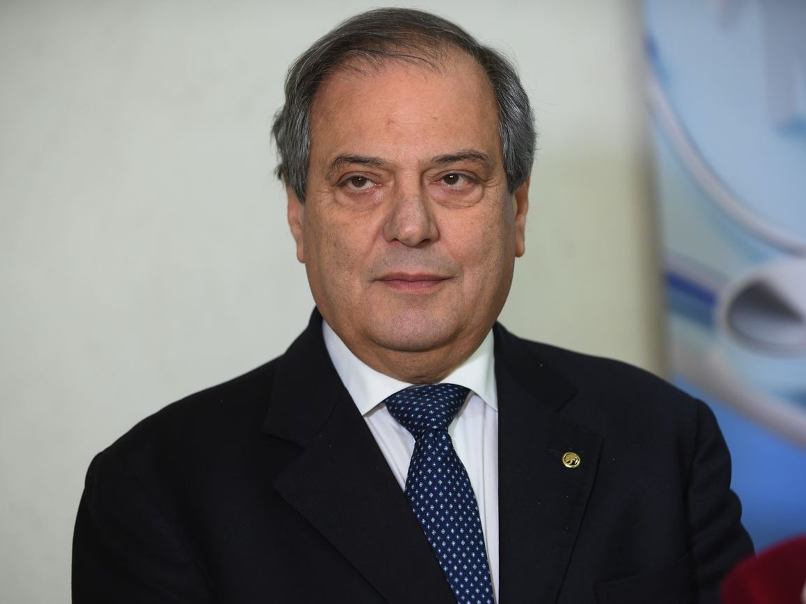 Sanità: medici radiati e sospesi, stop immediato all'esercizio