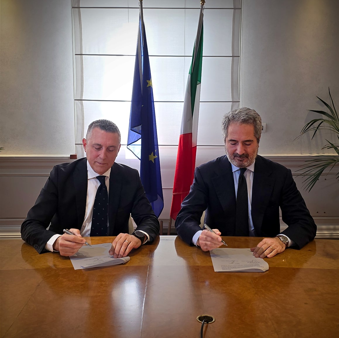 Fincantieri e Sparkle firmano un memorandum d’intesa per la protezione e sorveglianza dei cavi sottomarini